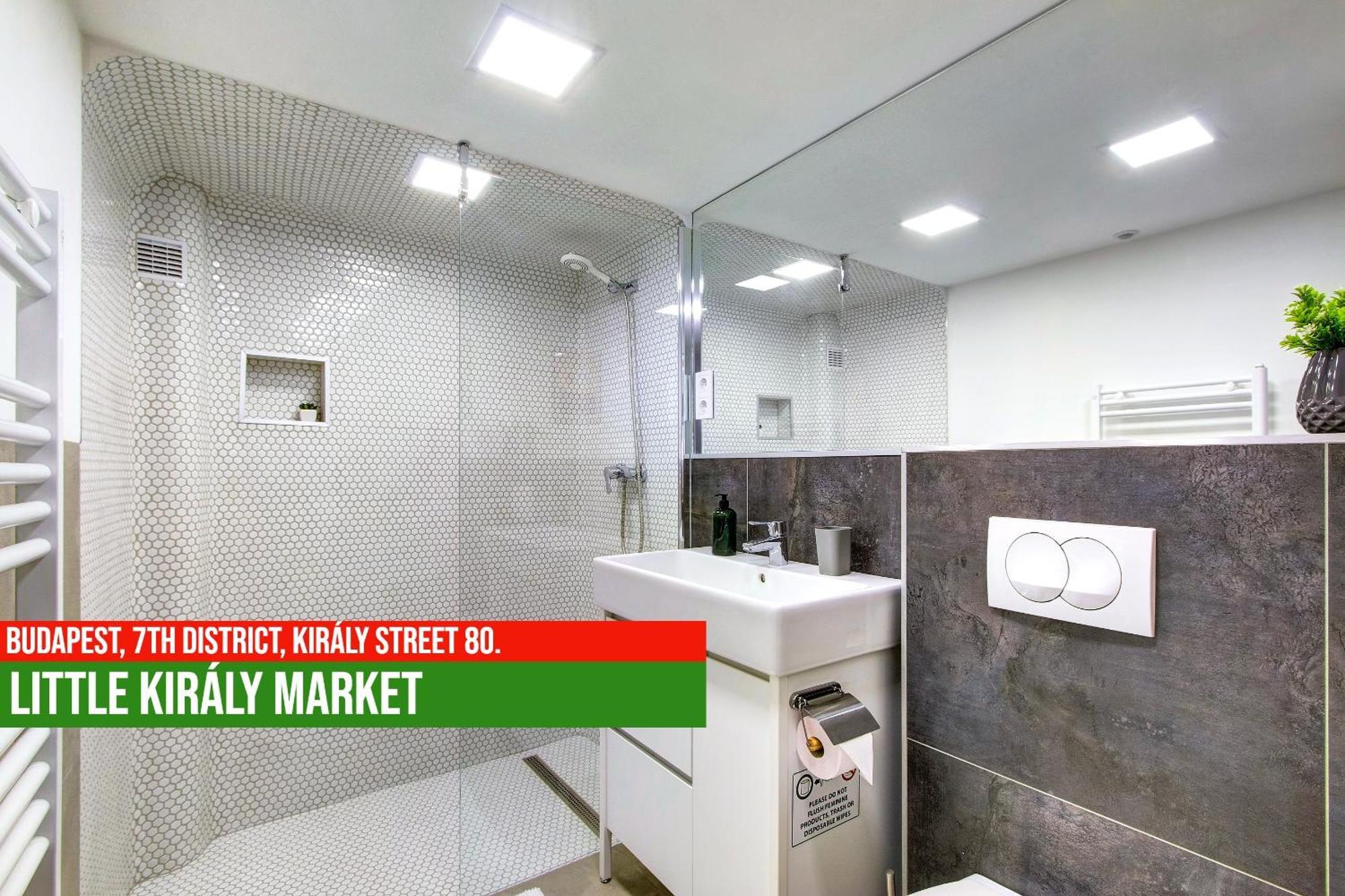 Little Americas Kiraly Street Apartments 布达佩斯 外观 照片